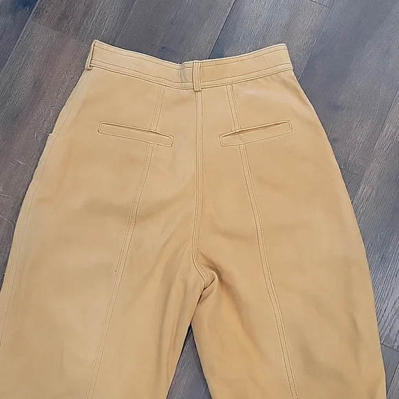 Vintage 80s 90s high waist tapered  camel leather  pants. Size 6 - Picture 11 of 13
